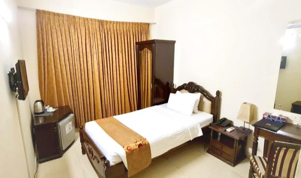 Hotel Ornate Dhaka Zewnętrze zdjęcie