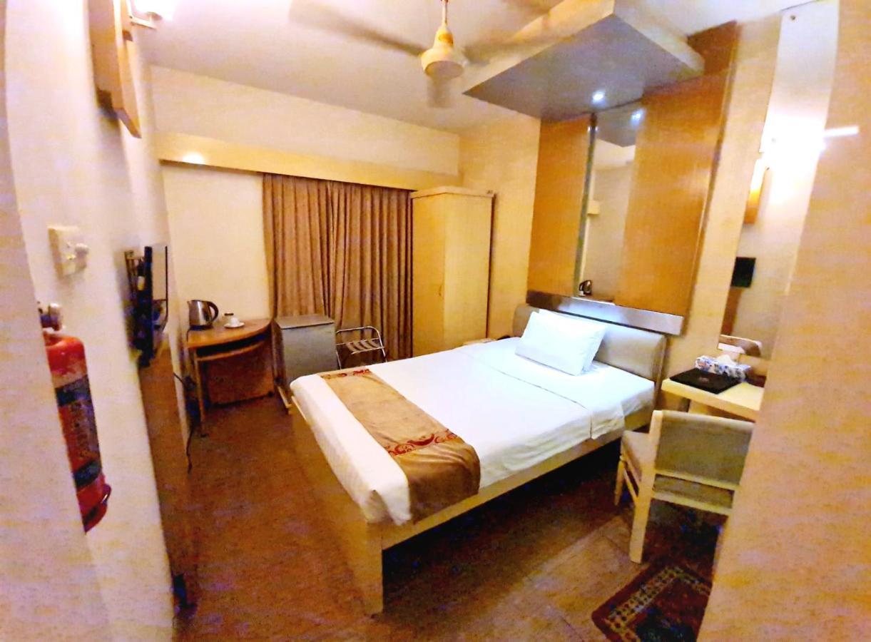 Hotel Ornate Dhaka Zewnętrze zdjęcie