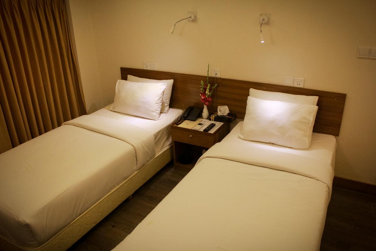 Hotel Ornate Dhaka Zewnętrze zdjęcie