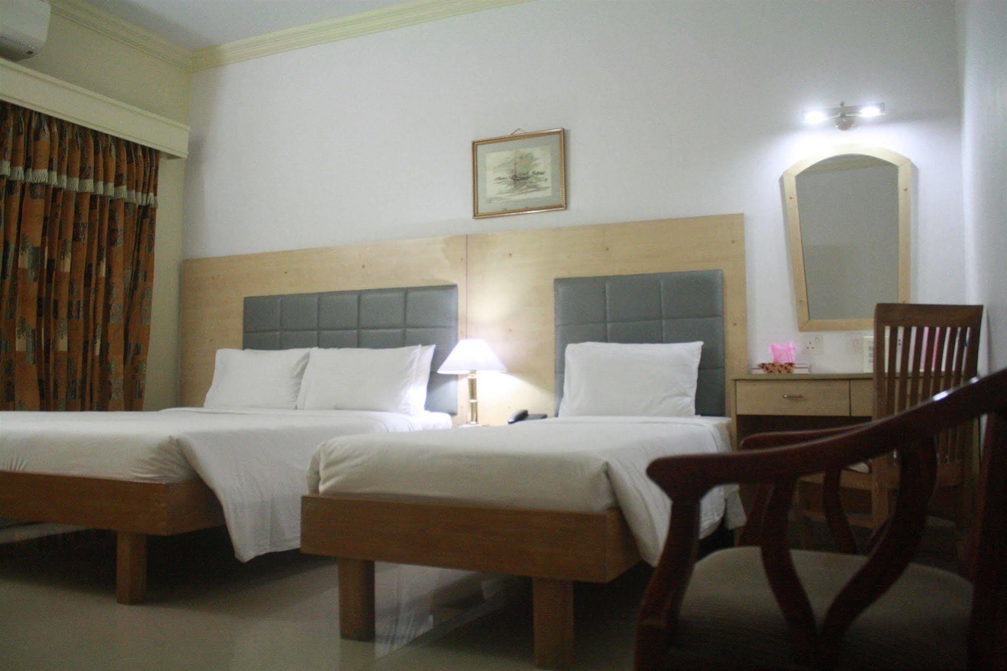 Hotel Ornate Dhaka Zewnętrze zdjęcie