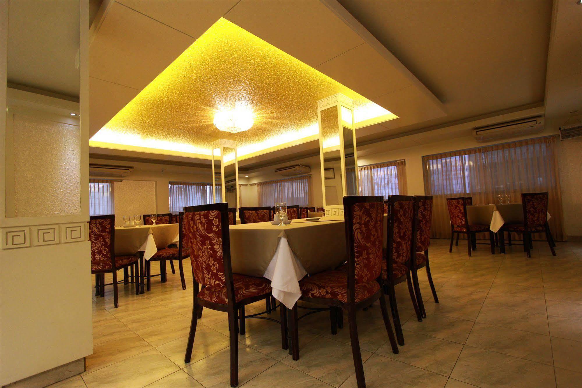 Hotel Ornate Dhaka Zewnętrze zdjęcie